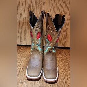 Embroidered Western Cowboy Boots